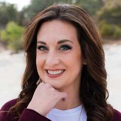 Lauren C. Sharkey, profile image
