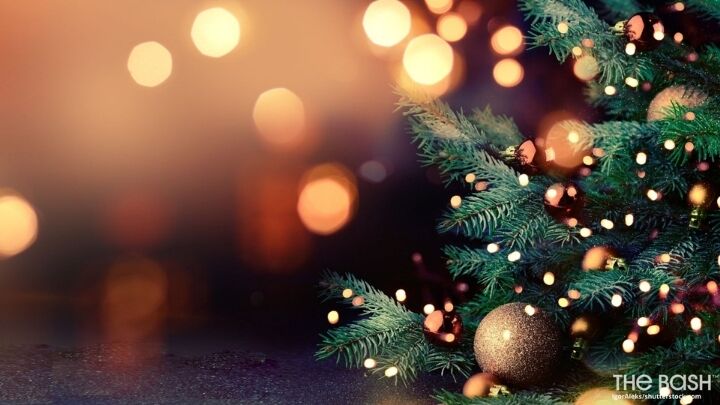 Christmas Tree Zoom Background