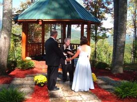Distinctive Wedding Ceremonies - Wedding Officiant - Nashville, TN - Hero Gallery 4
