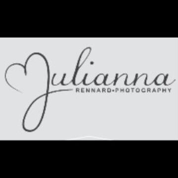 Julianna Rennard Photography - Photographer - Seattle, WA - Hero Main
