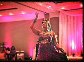 Meenakshi DANCE | Bollywood Dance Company - Bollywood Dancer - Washington, DC - Hero Gallery 2