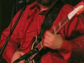 Tom Armstrong - Guitarist - Seattle, WA - Hero Gallery 1