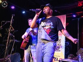 The Max: The Ultimate 90's Party - Cover Band - Farmingdale, NY - Hero Gallery 4