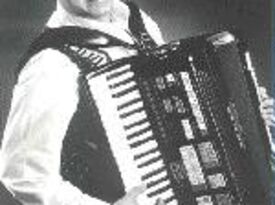 Pat Septak: Pittsburgh's #1 Accordionist - Accordion Player - Cranberry Township, PA - Hero Gallery 2