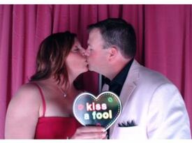 Breezy Day Photobooths - (West Coast) - Photo Booth - Agoura Hills, CA - Hero Gallery 1