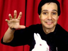 David Berardi Magician/illusionist - Comedy Magician - Wildwood, FL - Hero Gallery 1