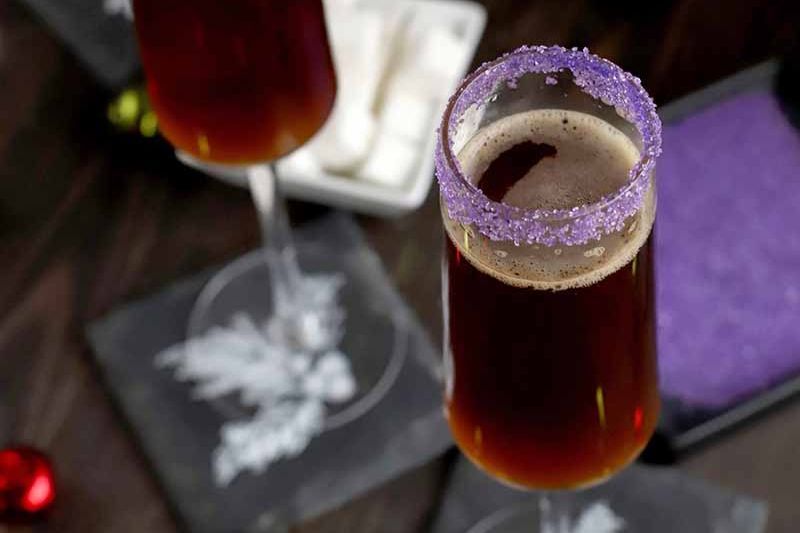 Christmas & Holiday Cocktail Recipes - sugar plum bubbly cocktail