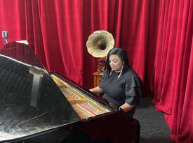 The Kandice Cherelle Experience - Singing Pianist - Atlanta, GA - Hero Gallery 1