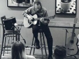 Michael McCabe Guitarist - Acoustic Guitarist - Portland, OR - Hero Gallery 3