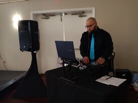 Perpetual Soundz & Entertainment - DJ Neil - DJ - Pottstown, PA - Hero Gallery 4