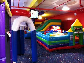 Long Island's Laser Bounce - Party Inflatables - Hempstead, NY - Hero Gallery 4
