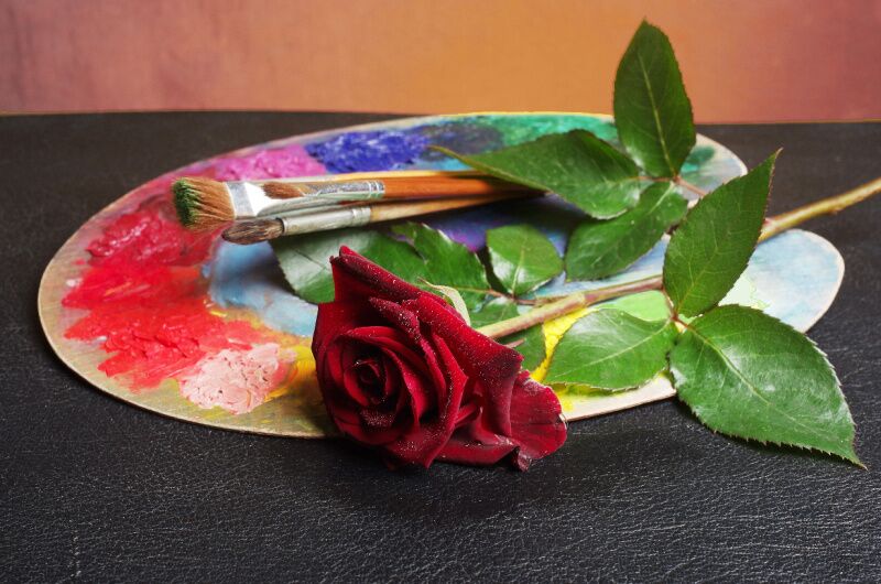 Alice in Wonderland themed party idea - painting the roses red
