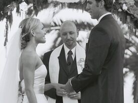A Wedding to Remember - Wedding Officiant - Los Angeles, CA - Hero Gallery 3