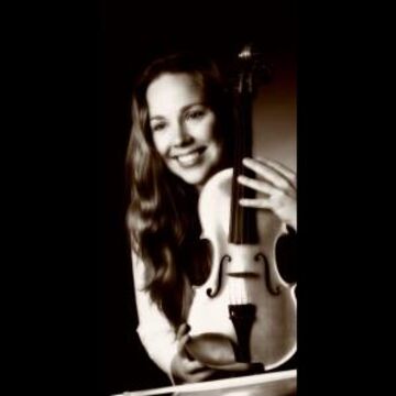 Christine Fritz - Violinist - Halifax, NS - Hero Main