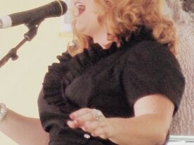 Award Winning Adele Tribute Artist - Tribute Singer - Orlando, FL - Hero Gallery 1