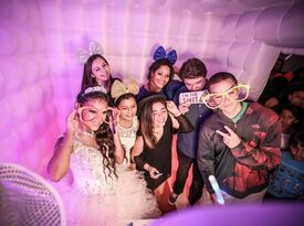 CUITM - Photo & 360 Video Booths - Photo Booth - Canoga Park, CA - Hero Gallery 1