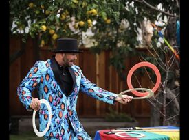 Silly Ricky's Juggling And Fun! - Juggler - San Jose, CA - Hero Gallery 2
