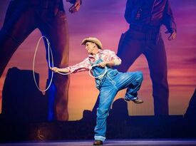 Motivational Speaker Cirque du Soleil Will Roberts - Motivational Speaker - Los Angeles, CA - Hero Gallery 2