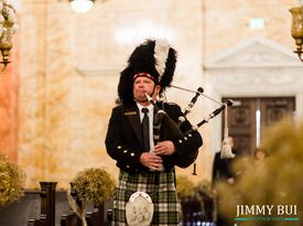 Bagpiper for Los Angeles -Scottish Pipes & Drums - Bagpiper - Woodland Hills, CA - Hero Gallery 1