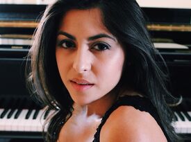 Talia Roya - Singing Pianist - Scottsdale, AZ - Hero Gallery 2