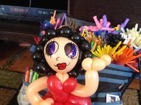 Gina the Balloon Girl - Balloon Twister - Haddonfield, NJ - Hero Gallery 3