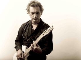 Chuck Bramlet - Acoustic Guitarist - Ashland, OR - Hero Gallery 2