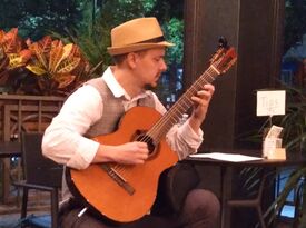 Matt Spence Guitar Performance - Classical Guitarist - Savannah, GA - Hero Gallery 4