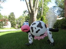 Cow Town Twister - Balloon Twister - Worthington, OH - Hero Gallery 2