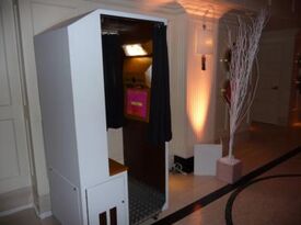 Photo Booths 4u -Rentals For All Events! - Photo Booth - Woodland Hills, CA - Hero Gallery 2