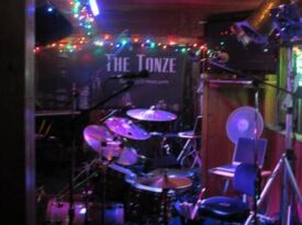 The Tonze - Variety Band - Gig Harbor, WA - Hero Gallery 4