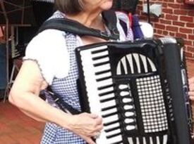 DonnaAccordionna - Accordion Player - Catonsville, MD - Hero Gallery 3