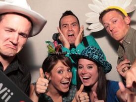 Live Oak Photo Booth - Photo Booth - Austin, TX - Hero Gallery 3