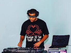DJ Smiley - DJ - Philadelphia, PA - Hero Gallery 1