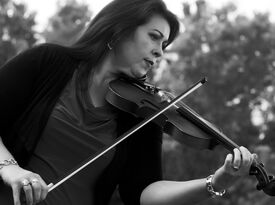 Moonlighting Violinist/Jenny Mac - Violinist - Buford, GA - Hero Gallery 2
