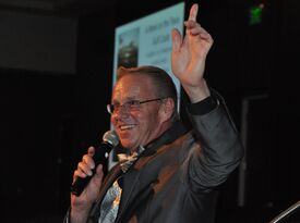 Colonel Russell Mann, Auctioneer Entertainment, We - Auctioneer - Flagstaff, AZ - Hero Gallery 1