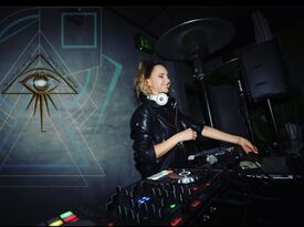 Dj Lisa (Into the Night entertainment) - DJ - Los Angeles, CA - Hero Gallery 1