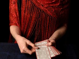 Bev Hitchins - Tarot Card Reader - Alexandria, VA - Hero Gallery 4