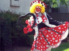 Clown On The Run-Poppins - Clown - Richardson, TX - Hero Gallery 1