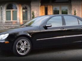 A Touch of Class Limousine Company - Event Limo - Indianapolis, IN - Hero Gallery 4