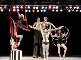 Daredevil Circus Company - Circus Performer - Grand Rapids, MI - Hero Gallery 3