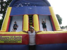 Bounce-N-Battle   Inflatable Party Rentals - Party Inflatables - Vancouver, WA - Hero Gallery 4