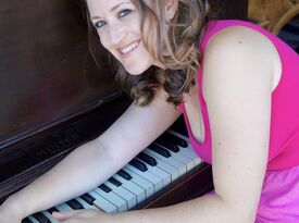 Laura Wiley Piano - Pianist - Los Angeles, CA - Hero Gallery 3