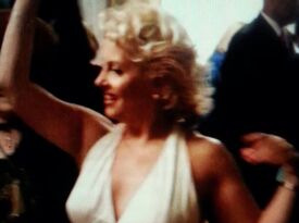 Chrisanna Burk as Marilyn  - Marilyn Monroe Impersonator - Studio City, CA - Hero Gallery 3
