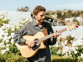Cameron Radke - Acoustic Guitarist - San Diego, CA - Hero Gallery 2