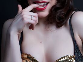 Lucy Buttons - Cabaret Dancer - New York City, NY - Hero Gallery 1