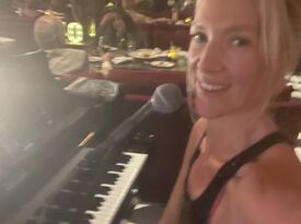 Eliza Piano Singer - Singing Pianist - Houston, TX - Hero Gallery 2