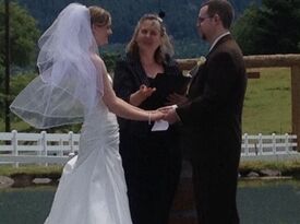 A Beautiful Wedding is Yours - Wedding Officiant - Portland, OR - Hero Gallery 4