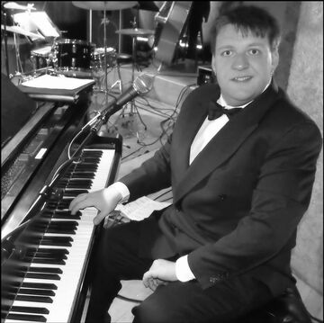 Praxial Productions - Pianist - Indianapolis, IN - Hero Main