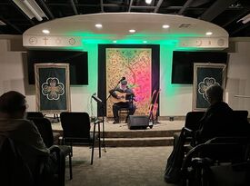Dennis Gilmore - Folk Singer - Tustin, CA - Hero Gallery 4