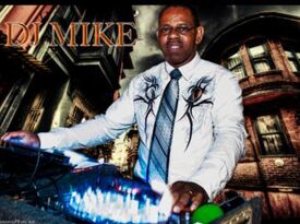 DJ Mike Ward - DJ - Seaside, CA - Hero Gallery 1